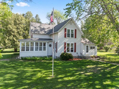 37726 2nd Ave, Dennison, MN, 55018-7251 | Card Image