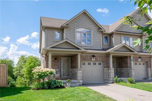 a-557 Landgren Crt, Kitchener, ON, N2A0G8 | Card Image