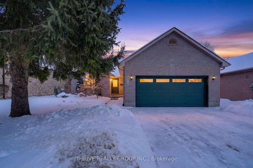 114 Parkview Dr, Strathroy, ON, N7G4A3 | Card Image
