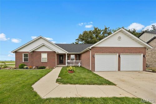 9507 Woodcrest Pl, Breese, IL, 62230-3683 | Card Image