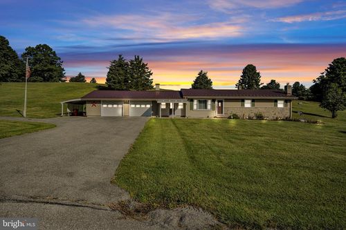 1325 Goodyear Rd, Gardners, PA, 17324-8956 | Card Image