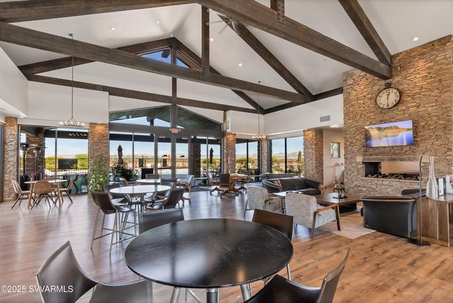 Clubhouse | Image 28