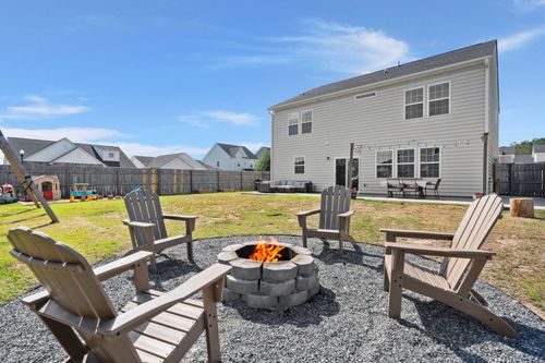 131 Beargrass Ln, Summerville, SC, 29486-6954 | Card Image