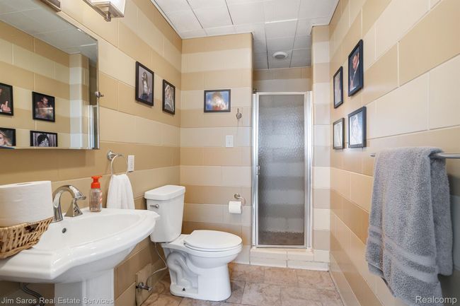 15701 Windmill Pointe Dr, House other with 6 bedrooms, 7 bathrooms and null parking in Grosse Pointe Park MI | Image 52