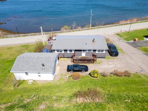 7 Dale Avenue, Mulgrave, NS, B0E2G0 | Card Image