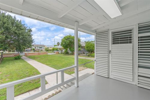 5319 Avenue O 1/2, Galveston, TX, 77551-4746 | Card Image