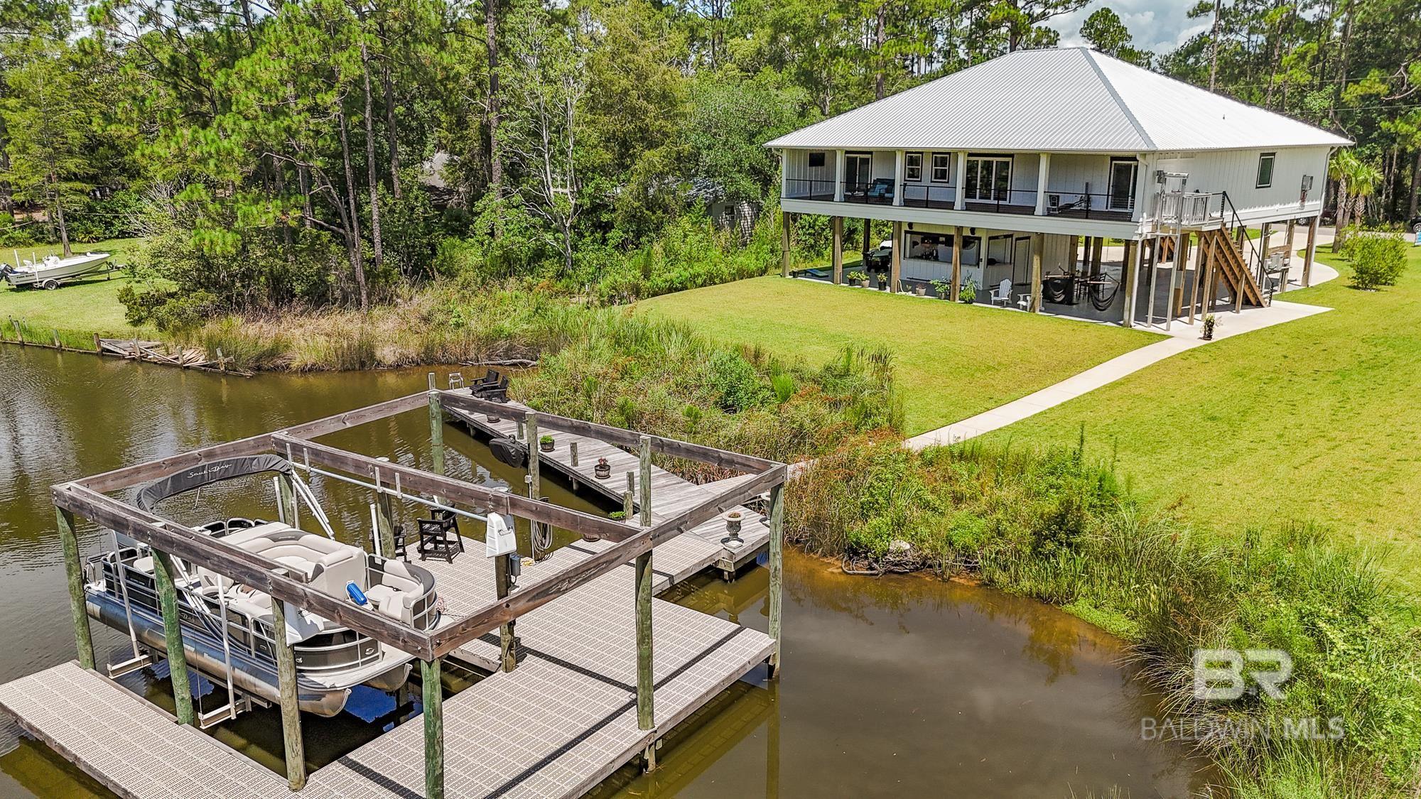 Bayou Dr, Elberta, AL 36530