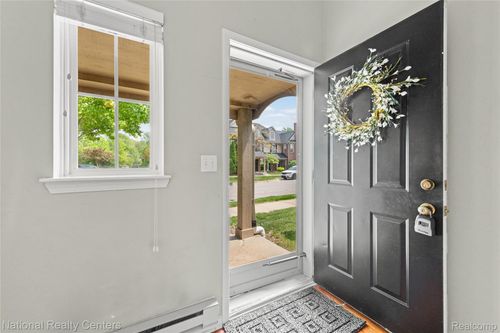 4048 Berkeley Ave, Canton, MI, 48188-7229 | Card Image