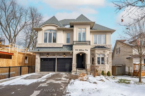 705 Hillview Cres, Pickering, ON, L1W2R6 | Card Image