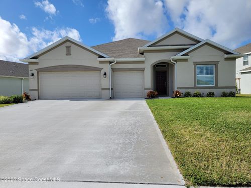 8481 Laguna Cir, Micco, FL, 32976-8104 | Card Image