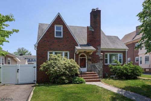 617 Bryant St, Rahway, NJ, 07065-3031 | Card Image