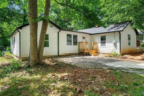 33 Ray St, Newnan, GA, 30263-2145 | Card Image