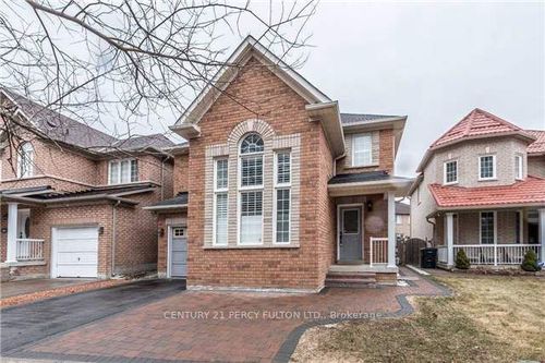 main-fl-529 Staines Rd, Scarborough, ON, M1X2B4 | Card Image