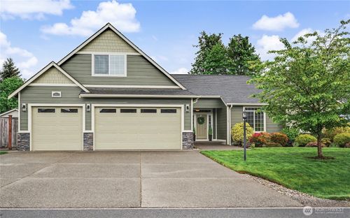 2911 Fenmoor Ln Se, Olympia, WA, 98501-5630 | Card Image