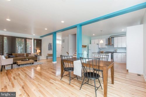 3039 Baltz St, PHILADELPHIA, PA, 19121-4405 | Card Image