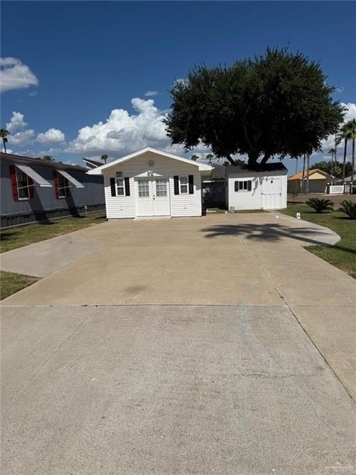 2207 Mockingbird St, Palmview, TX, 78572-5295 | Card Image