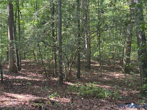34 Purkins Ct, Tappahannock, VA, 22560 | Card Image