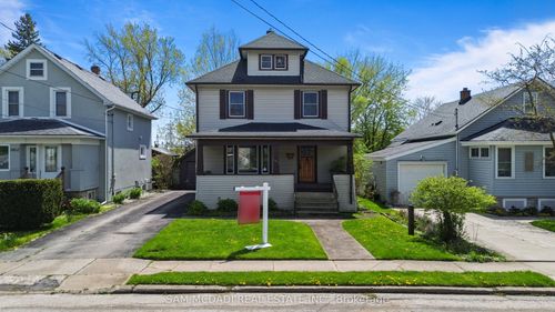 5810 Symmes St, Niagara Falls, ON, L2G2G3 | Card Image
