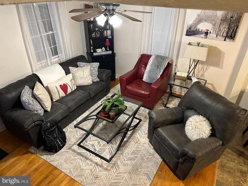 751 Village Rd, YORK, PA, 17404-2626 | Card Image