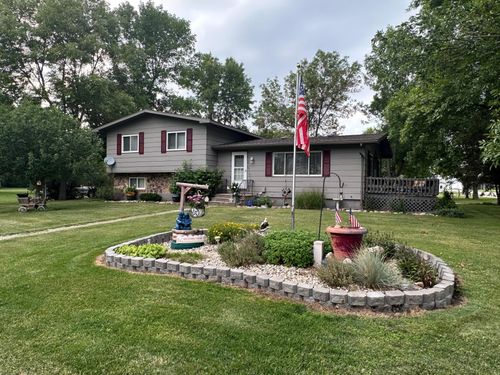 204 Parnell St, BARRY, MN, 56210-5004 | Card Image