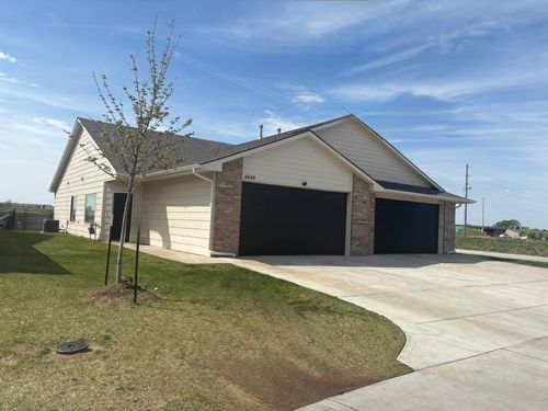 6851-6849-6851 W Kollmeyer St, Wichita, KS, 67205-5306 | Card Image