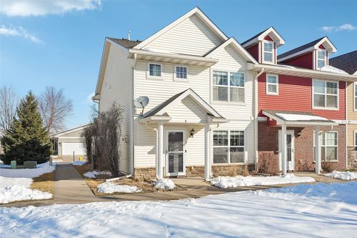 10022 Agate Ln, Johnston, IA, 50131-2454 | Card Image