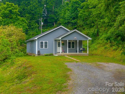 79 Harris Cir, Sylva, NC, 28779-2613 | Card Image
