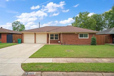 1111 Alpha Drive, House other with 3 bedrooms, 1 bathrooms and null parking in Pasadena TX | Image 2