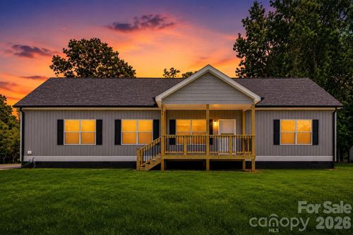 109 Sarah Ave, Newton, NC, 28658-1731 | Card Image