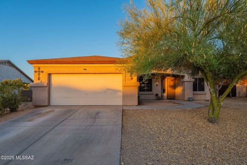 6633 S Via Diego De Rivera, Tucson, AZ, 85757-6808 | Card Image