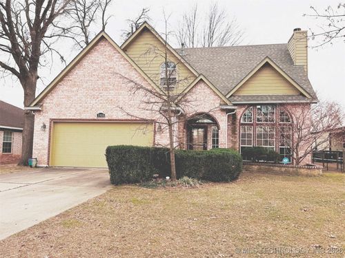 5908 43rd St, Tulsa, OK, 74107-6035 | Card Image