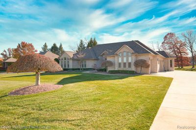 5224 Augusta Court, Home with 3 bedrooms, 2 bathrooms and null parking in Metamora Twp MI | Image 1