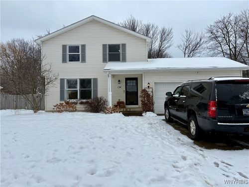 134 Holiday Ln, Hamburg, NY, 14075-4229 | Card Image
