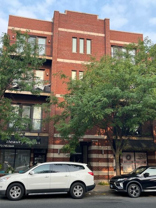 3n-3016 N Harlem Ave, Chicago, IL, 60634-4789 | Card Image