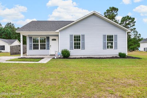 172 Ashbury Park Ln, Richlands, NC, 28574-7448 | Card Image