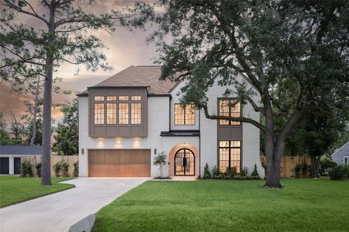 765 Sue Barnett Dr, Houston, TX, 77018-5411 | Card Image