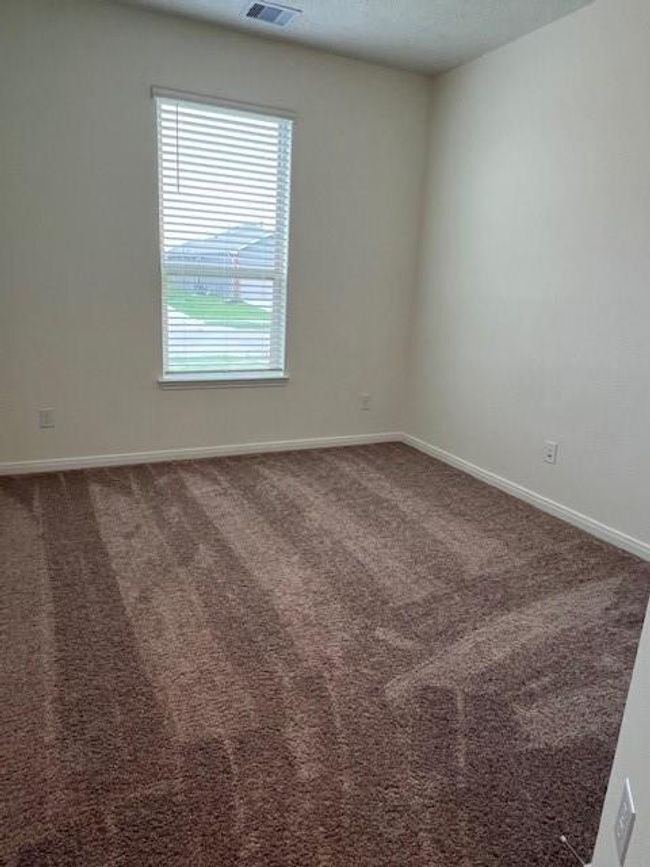 Room 2 | Image 12