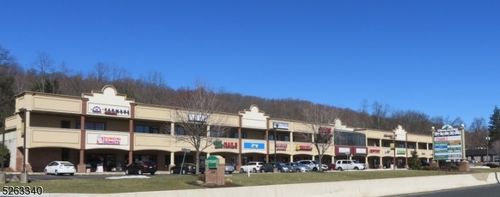 326 Us Highway 22, Green Brook, NJ, 08812-1756 | Card Image