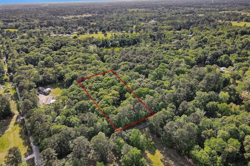 15700 Ben Wiggins Rd, Conroe, TX, 77303-4812 | Card Image