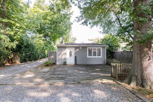 a-2950 Johnson Pl, Wantagh, NY, 11793-2835 | Card Image