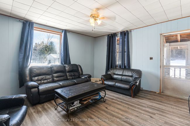 3783 Monck Rd, House other with 3 bedrooms, 2 bathrooms and 8 parking in Norland ON | Image 16