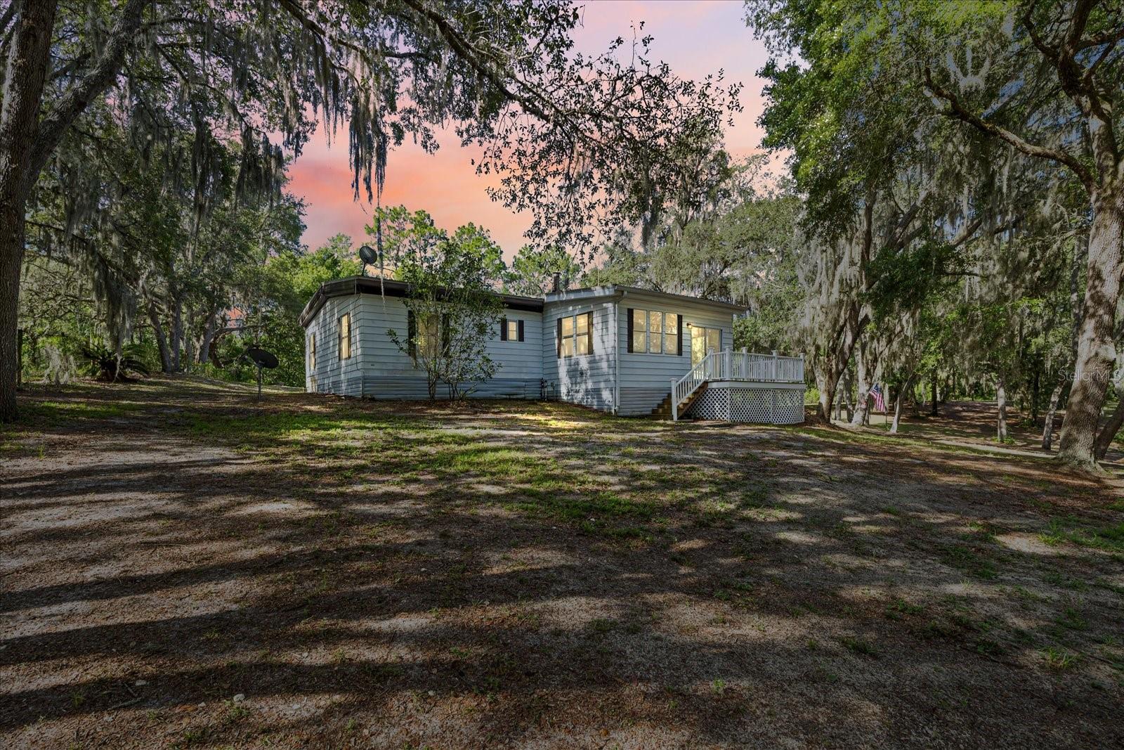 Idle Oak Trl, Crescent City, FL 32112
