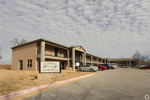2164 Leverett Avenue, Fayetteville, AR, 72703 | Card Image