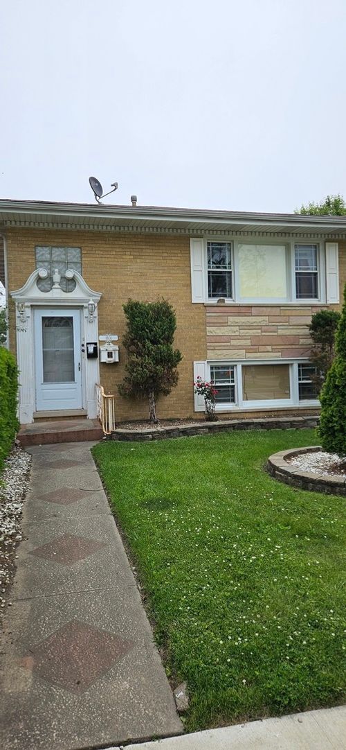 1601 44th Ave, Stone Park, IL, 60165 | Card Image