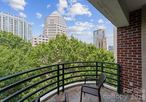 422-400 N Church St, Charlotte, NC, 28202-2285 | Card Image