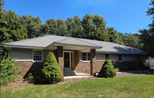 2200 W 900 S, North Judson, IN, 46366-8423 | Card Image