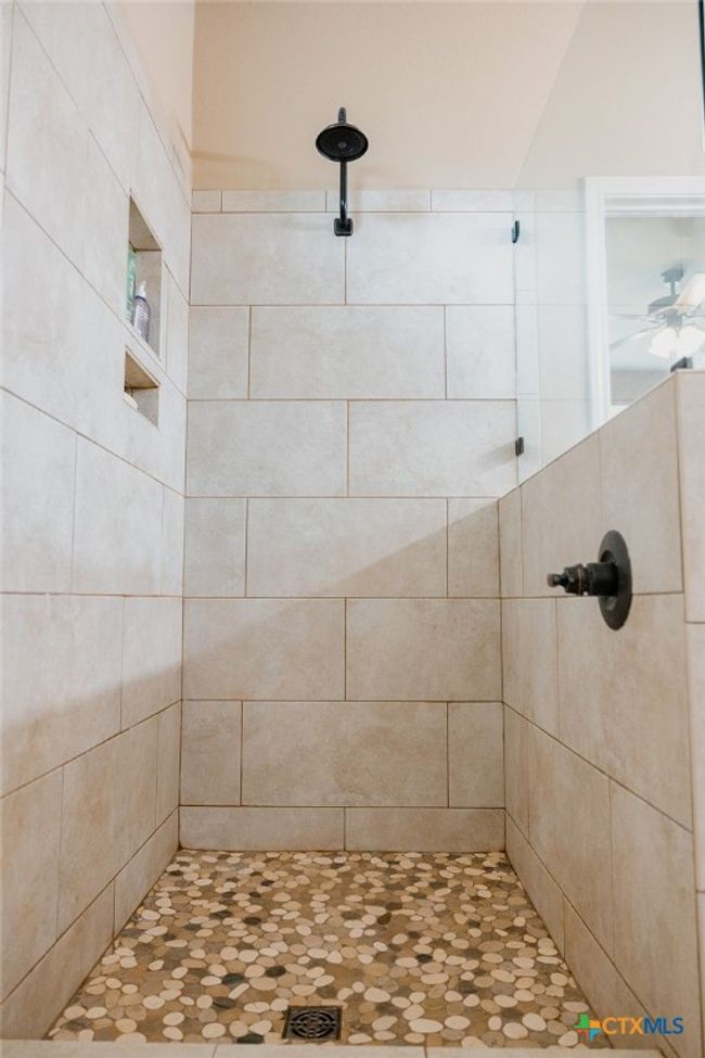 102 Cobble Stone Ct, House other with 5 bedrooms, 4 bathrooms and null parking in Victoria TX | Image 15