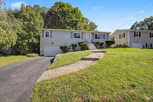 9 Johnson Ave, Johnston, RI, 02919-1420 | Card Image