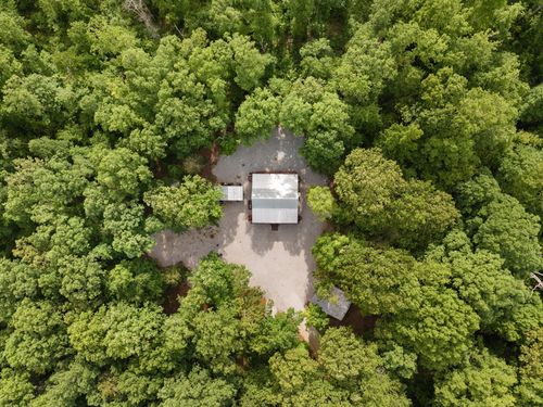 6095 Old Highway 13, Hurricane Mills, TN, 37078-2111 | Card Image
