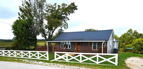 2870 Chestnut Grove Rd, Brodhead, KY, 40409-8331 | Card Image